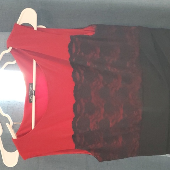 connected apparel red and black cocktail dress with lace detail size 10 - Picture 3 of 3